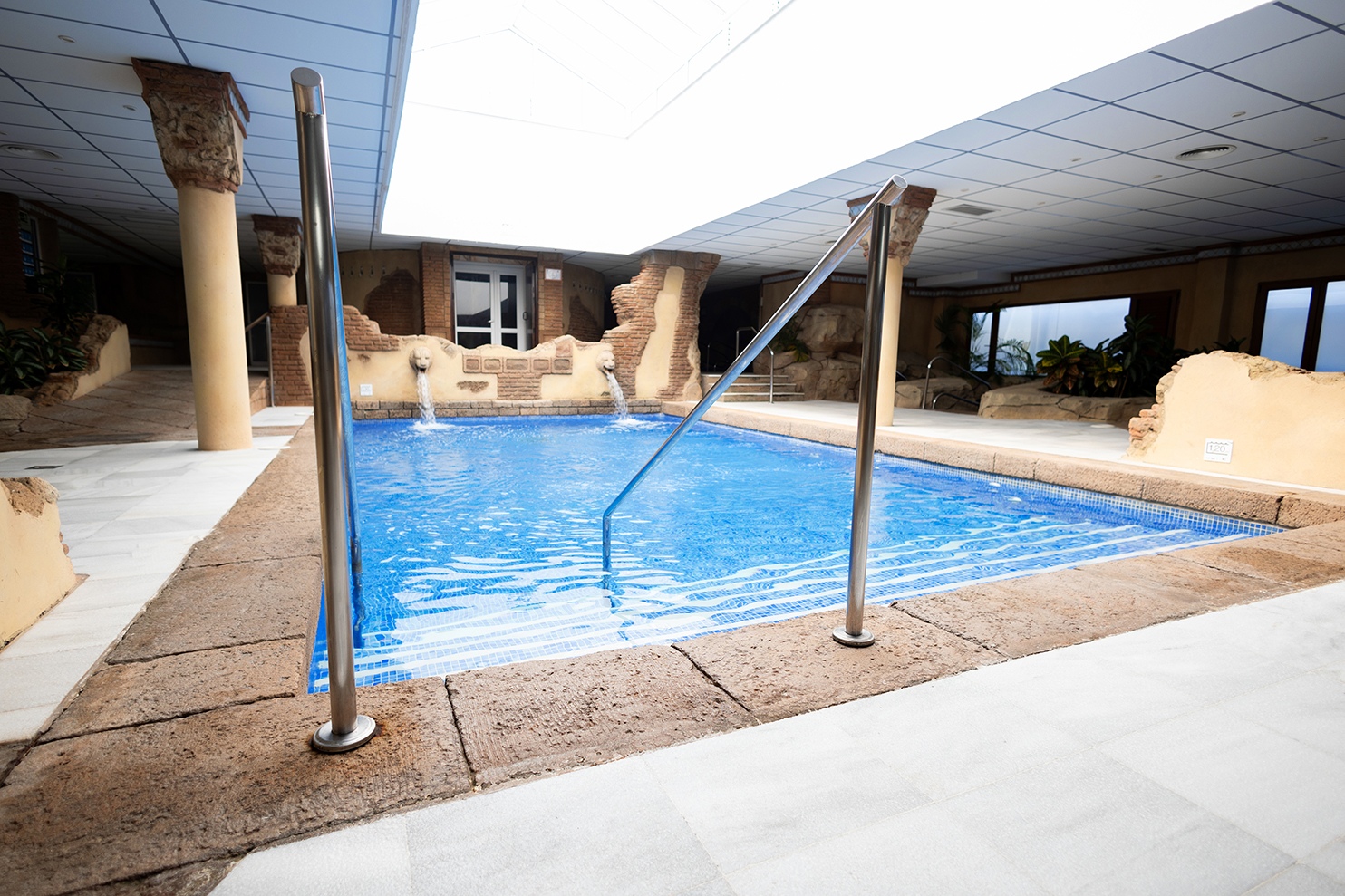 002_alta_playaballena Spa.jpg